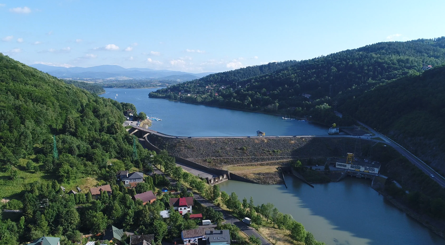 zapora w tresnej
